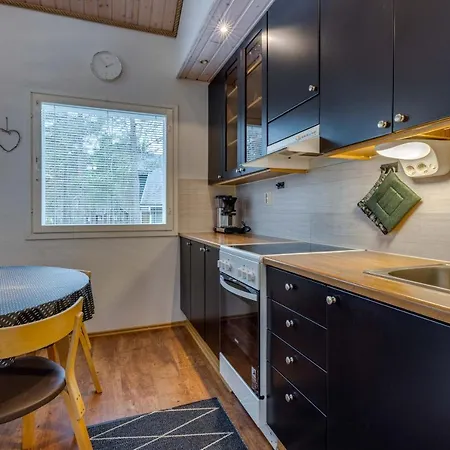 Lomahuoneisto Luoto A Holiday home