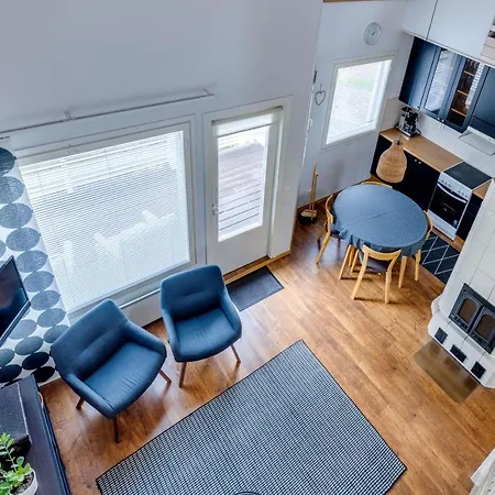 Holiday home Lomahuoneisto Luoto A *